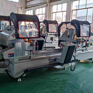 Machine de fabrication de fenêtres et portes en aluminium, PVC et UPVC automatique, contrôlée par PLC, avec scie de dé<span class=keywords><strong>coupe</strong></span> de haute précision et découpeuse de profilés - Product Image 3