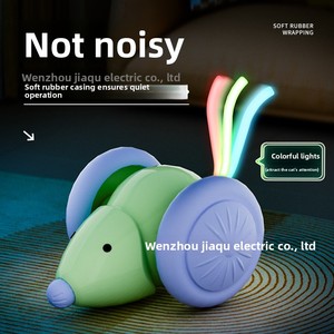 Juguete Eléctrico de Plástico con Forma de Auto de Carreras para Gatos y Perros, Juguete Masticable para Autoentretenimiento - Product Image 1