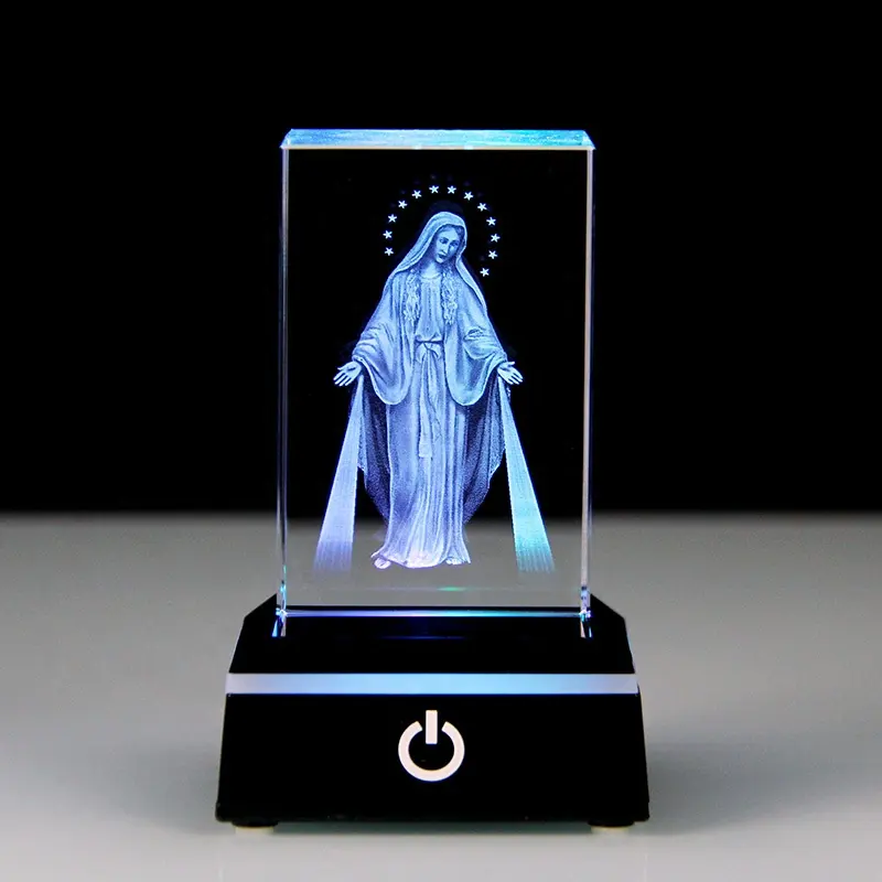 सबसे अधिक बिकने वाली क्रिस्टल ग्लास उत्कीर्णन 3 डी जेसस मैरी क्रॉस क्रिस्ट मूर्तियों को आधार रात प्रकाश ईसाई उपहार