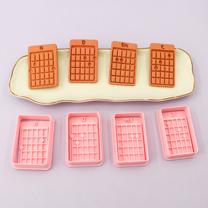 Em Melody 3D Cartoon Biscuit Mold Plastic Guitar Fingerboard Series DIY Clay D and G Outil d'impression pour <span class=keywords><strong>emporte</strong></span>-pièces - Product Image 4
