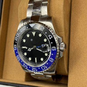 Montre automatique pour homme avec aiguilles lumineuses vertes, mouvement NH34, cristal saphir, acier inoxydable, étanche - Product Image 1