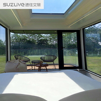 Casa cápsula espacial prefabricada moderna, habitación de hotel móvil modular tipo glamping con balcón para resort panorámico
