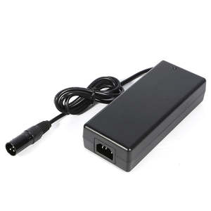 <span class=keywords><strong>Chargeur</strong></span> <span class=keywords><strong>universel</strong></span> pour trottinette 120W 36V 42V 3A 10S Li-ion à charge rapide avec protection OTP contre la surchauffe pour usage public <span class=keywords><strong>Hoverboard</strong></span> - Product Image 5