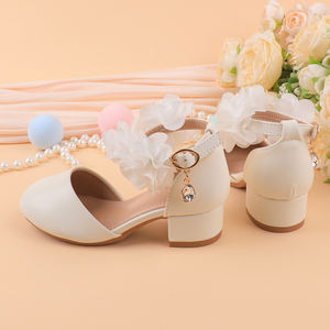 Zapatos de Baile de Encaje para Niñas, Sandalias de Verano con Decoración de Flores Blancas, Tacones Bajos, Suela Suave, Zapatos de Fiesta para las Cuatro Estaciones - Product Image 3