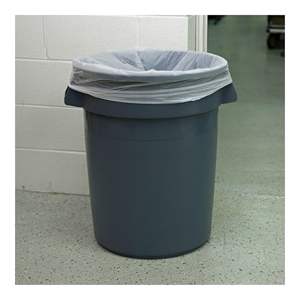 Sacs poubelles industriels blancs Boardwalk de 30 gallons, 0,9 mil, 30 x 36, 100/sac, faible densité linéaire pour sacs poubelles domestiques - Product Image 3