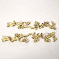 Nouvelle conception d'usine, poignée de porte de meuble décorative en laiton massif forgé en forme de branche de fleur de prunier pour armoire de cuisine