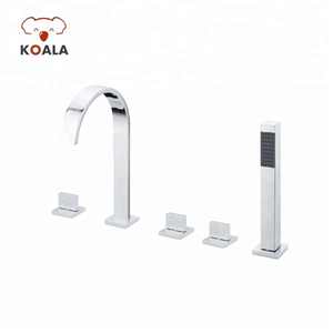 लक्ज़री ब्रास क्यूपीसी ईपीए गोल्ड प्लेटेड 5 होल लैवेटरी सै साइड माउंटेड बाथटब नल हैंडहेल्ड शावर के साथ - Product Image 1