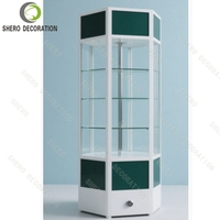 Moderne Luxus-Vitrine mit rotierendem Schmuck für den Einzelhandel aus gehärtetem Glas, Metall und MDF