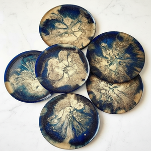 Juego de posavasos de resina colorida con tapetes epoxi hechos a mano con brillo de cristal, perfectos para mesa de centro, sala de estar y uso de regalos - Product Image 1