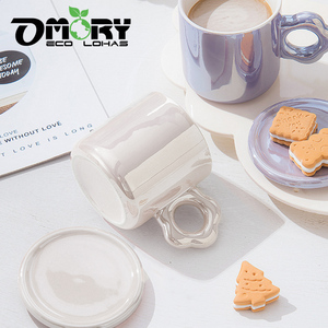 Tasse en céramique nacrée OMORY en forme de fleur 300ML avec couvercle - Poignée fleur blanche, style simple, fournitures de bureau, tasse à eau - Product Image 2