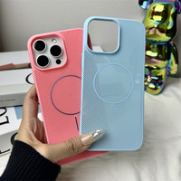 Nouvel arrivage Coque rigide de téléphone portable PC de haute qualité Refroidissement magnétique Chargement sans fil Couverture de téléphone portable pour IPhone15 16