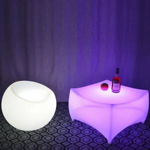 Mobilier Vip Lounge Rectangulaire Lumineux Intérieur Led <span class=keywords><strong>Table</strong></span> de <span class=keywords><strong>Bar</strong></span> Portable pour Fêtes et Événements, 16 Couleurs Changeantes - Product Image 1