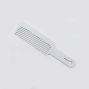 Vendita calda pettine da barbiere antistatico e resistente al calore pettine per capelli in plastica multicolore - Product Image 3