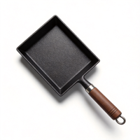 Poêle à omelette japonaise pré-assaisonnée avec manche en bois, poêle rectangulaire en fonte pour Tamagoyaki pour cuisinière - Vente flash