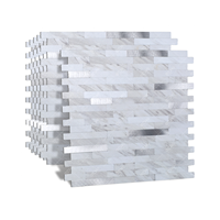 Produit promotionnel : Bande de carreaux composites en PVC et aluminium, motif marbre blanc et argenté, autocollants à peler et coller