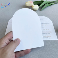 Carte de fête de Noël élégante, enveloppe en papier kraft personnalisée, suite d'invitations de mariage bordeaux