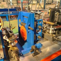 Machine de fabrication de tubes ERW automatique à haute fréquence pour le soudage TY60