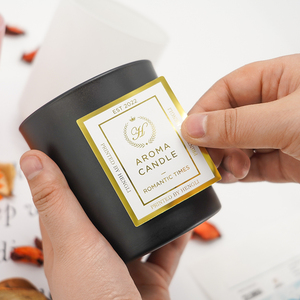 Etiquetas de Papel de Aluminio Dorado en Relieve para Botellas, Impresión de Logotipo Personalizada, Embalaje de Lujo Resistente al Agua, Etiquetas Biodegradables para Alimentos y Cosméticos - Product Image 1