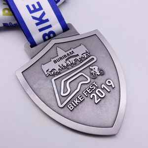 לוגו מותאם אישית מזכרת ריצה 5k ספורט מתכת סגסוגת אבץ אתלטיקה בדמינטון רכיבה על אופניים כיף לרוץ מרתון מדליות עם סרט - Product Image 1