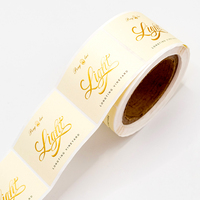 Étiquettes personnalisées en vinyle imperméable en rouleau, logo d'emballage, bouteille, étiquettes en feuille d'or gaufrée, autocollants, nourriture pour animaux de compagnie, pizza