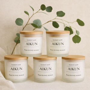 AIKUN Fournisseur en gros de bougies en cire de soja, parfum personnalisé, bougies à combustion lente pour les magasins de détail, les boutiques de cadeaux et les ventes - Product Image 3