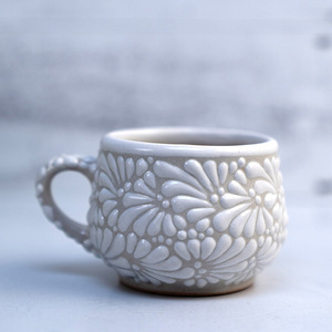 Mug à café en céramique mexicaine avec poignée, motif de paysage hivernal, adapté au lave-vaisselle et au micro-ondes - Product Image 3