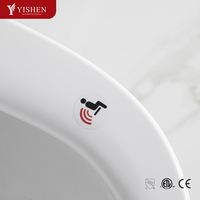 Toilettes intelligentes en céramique, articles sanitaires automatiques avec réservoir d'eau dissimulé et cuvette allongée, vente en gros