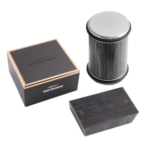 Rodillo negro con ángulo redondeado, almohadilla cuadrada de aluminio para un afilado cómodo y rápido, afilador profesional para el hogar. - Product Image 2
