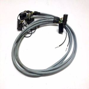 Câble de données industriel Siemens 6AV2181-5AF05-0AX0, 5 m, gaine en PVC blindée, pour la fabrication - Product Image 2