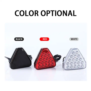 Troisième <span class=keywords><strong>feu</strong></span> stop <span class=keywords><strong>triangulaire</strong></span> style F1 - Lampe de sécurité arrière clignotante 12V - Product Image 3
