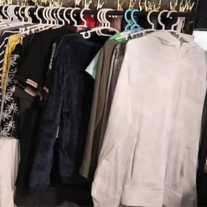 Obral Stok Pakaian Musim Panas Poliester 2022 Eropa Amerika Serikat Gaun Jaket Hoodie Celana Kemeja Bra Pakaian Baru Paket Misteri untuk Wanita - Product Image 2