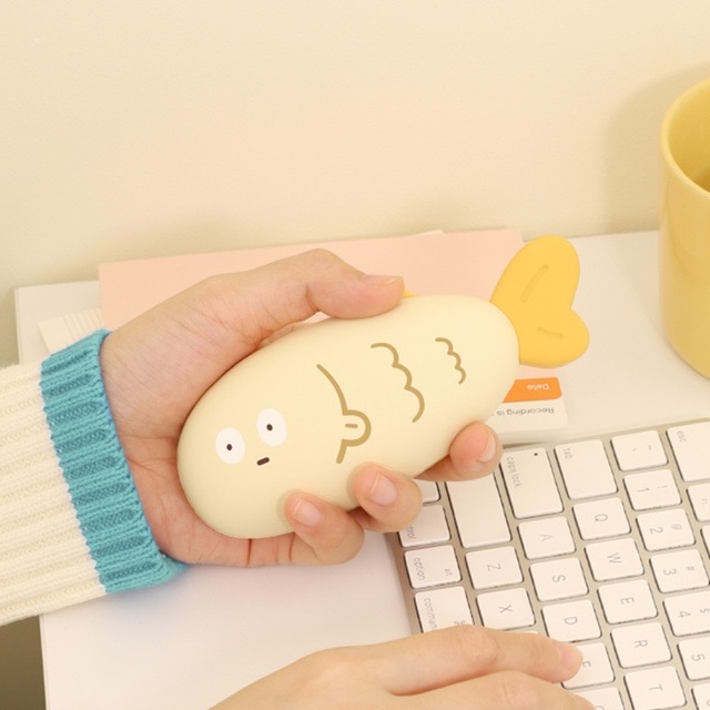 Winter Cartoon Fish Heater Pocket Electronic Rechargeable Hand Warmer 5000mAh USB-C Charging Mobile Phone Power Bank