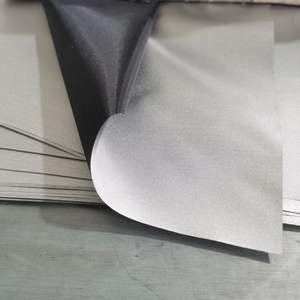 <span class=keywords><strong>Lulu</strong></span> an Vente en gros Pare-soleil de voiture personnalisé à bulles, pliable et rétractable en Tyvek, pare-soleil de pare-brise de voiture en polyester - Product Image 3