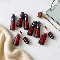Vente en gros de gloss à lèvres bio vegan personnalisé en vrac avec pompon, longue tenue pour le maquillage quotidien, emballage personnalisé