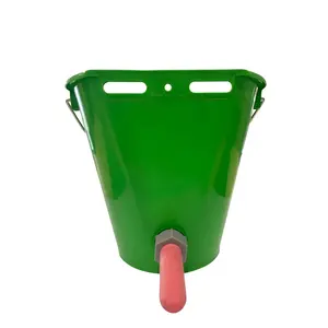 New and hot sale High strength plastic 8L calf feeding bucket With nipple