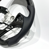 Volant de voiture sportif de haute qualité en fibre de carbone brillante pour Hyundai Genesis Coupé moderne, cuir perforé noir à rayures rouges