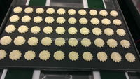 Petite machine à biscuits, machine à faire des biscuits avec un coupe-biscuits à fil