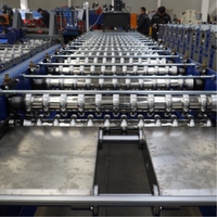Machine de formage de rouleaux de panneaux de toiture ondulés au prix d'usine PRO
