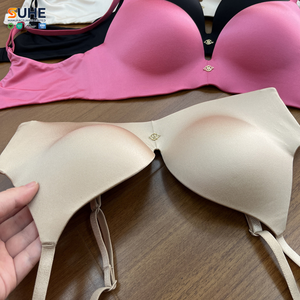 Sujetador Deportivo Inalámbrico SUHE para Mujer, Sin Costuras, Push-Up, Tirantes Ajustables, Cierre Trasero, Copa 3/4, Nailon, Comodidad Diaria, Sin Varillas - Product Image 3