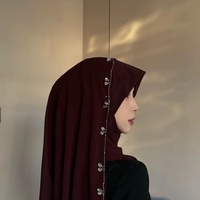 Hijab instantané élégant à perles pour femmes musulmanes