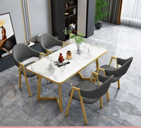 Mobilier de Salle à Manger Moderne en Gros : Ensemble Table à Manger Dorée et 4 Chaises pour 4 Personnes
