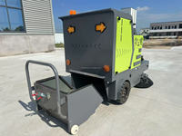 Balayeuse autoportée industrielle, machine de nettoyage de sols, équipement de balayage électrique pour entrepôt, usine, atelier