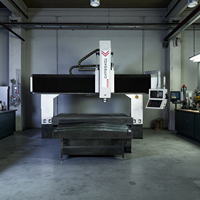 En stock : Fraiseuse CNC à portique haute vitesse avec broche BT40 et haute précision pour la fabrication de tôles (modèle léger)