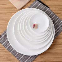 Ventes en gros d'usine Assiettes à dîner en porcelaine blanche bon marché Ensemble de vaisselle pour hôtel Restaurant Mariage
