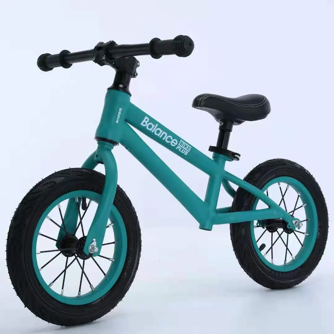 2-years old children's balance bike There are no feet to sit on Boys and girls baby walkers gliding bikes