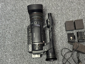 Good Price for AG-AC160AMC 1080P HD 22X Zoom Professional Handheld Dual SD/SDHC/SDXC <b>Memory</b> <b>Card</b> Video Conference System - Product Image 3