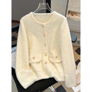 批发2026年春季新款时尚优雅气质圆领长袖针织开衫简约女式毛衣 - Product Image 3