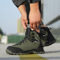 Bottes de sécurité de travail imperméables en microfibre à prix d'usine, bottes de travail à tige moyenne résistantes à l'usure et anti-perforation avec embout en acier pour hommes