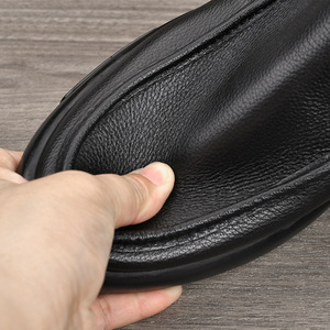 Mocassins en cuir véritable noir pour hommes, doublure en fourrure pour l'hiver, bout rond, semelle extérieure en caoutchouc souple, semelle intermédiaire en EVA - Product Image 3