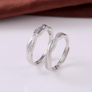 Anello aperto minimalista da donna con design intrecciato a forma di cuore, gioiello alla moda per tutti i giorni - Product Image 5